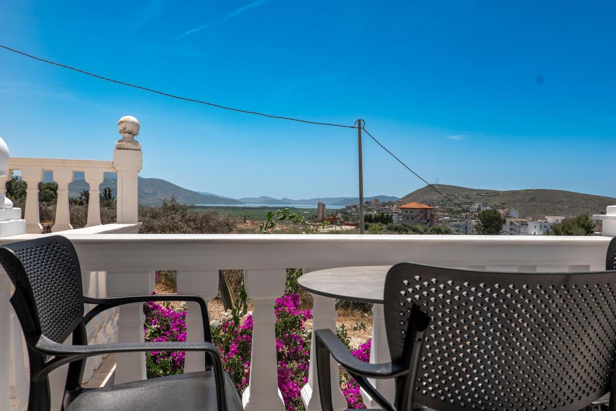 Keos Hotel Sarandë Exteriör bild