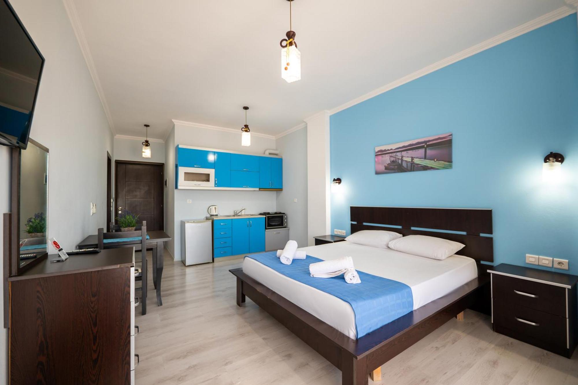 Keos Hotel Sarandë Exteriör bild