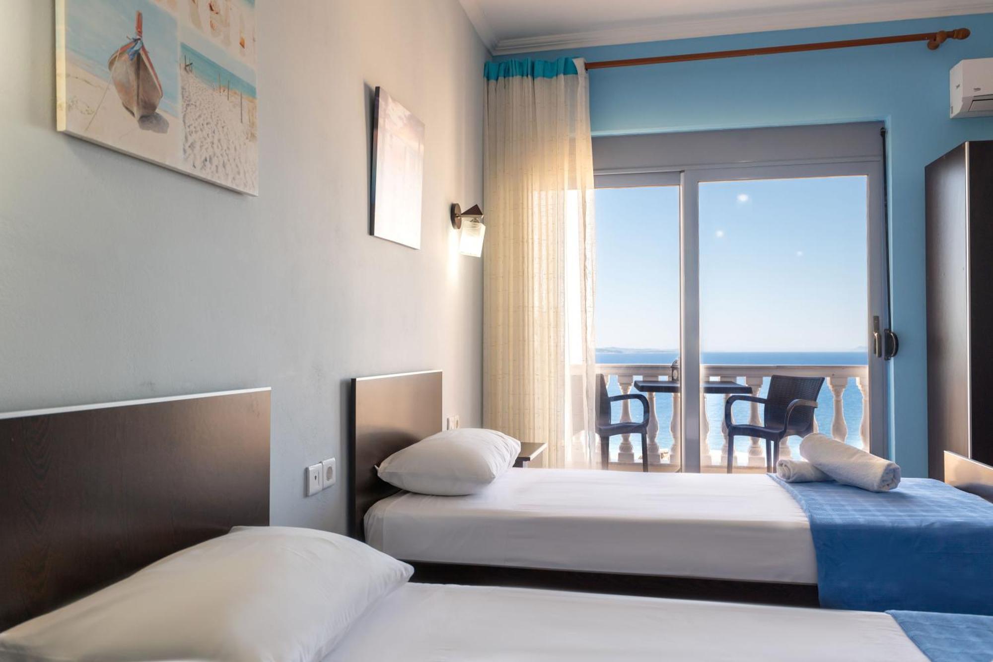 Keos Hotel Sarandë Exteriör bild